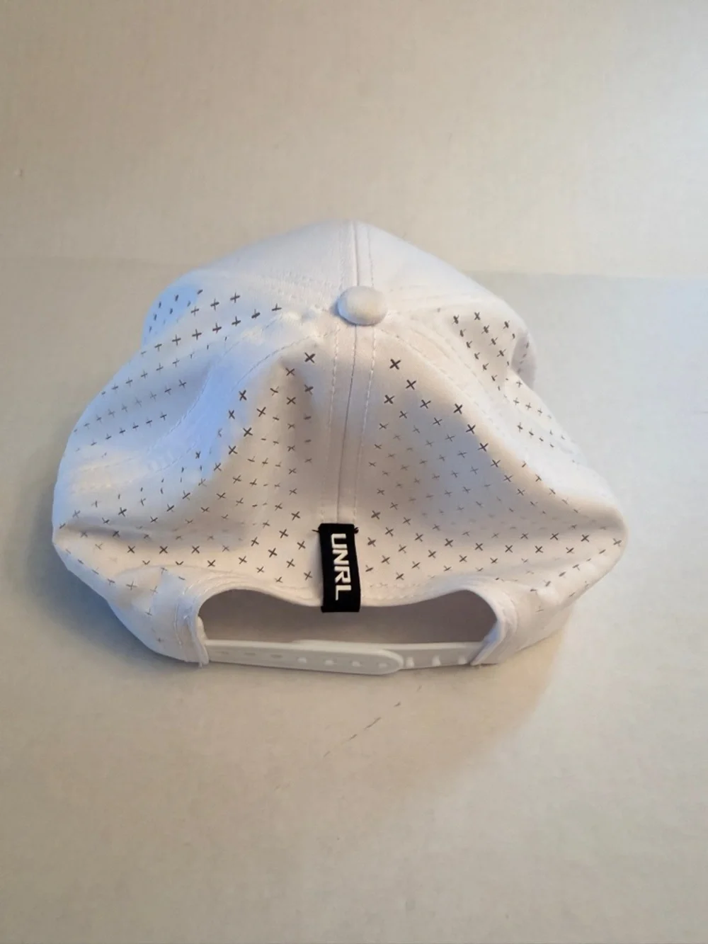 UNRL Mid-Pro Men’s Snapback‎ Cap White Vented Adjustable Blank Front Logo Back